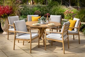 Sahara 6 Seat Round Dining Set with Parasol & Base - image 2